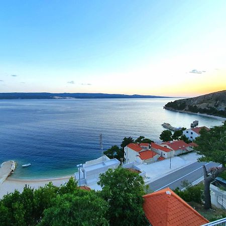 The View Apartment Мимице Екстериор снимка