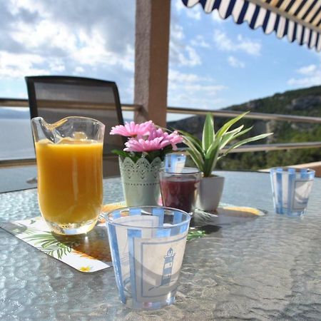 The View Apartment Мимице Екстериор снимка