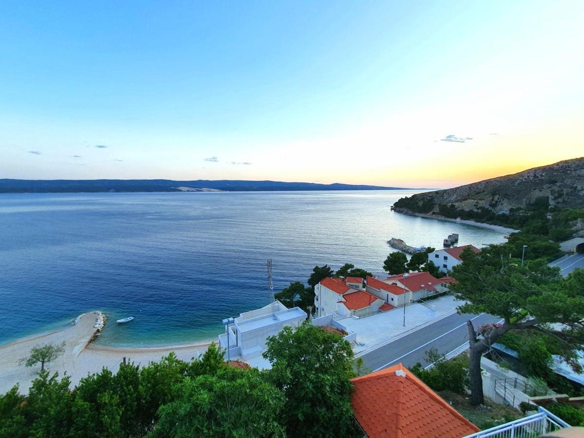 The View Apartment Мимице Екстериор снимка