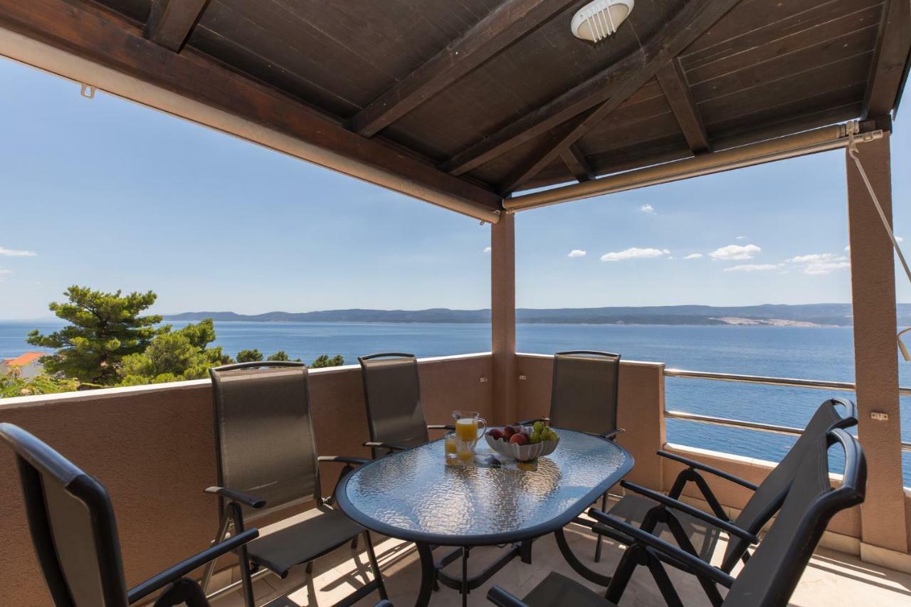 The View Apartment Мимице Екстериор снимка